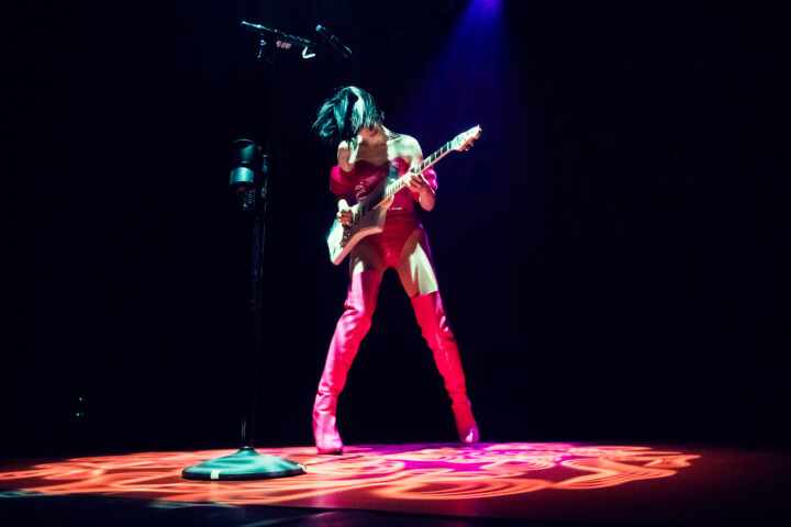 Live concertfoto St. Vincent door Juri Hiensch