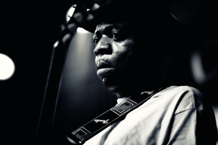 Live concertfoto Congotronics door Juri Hiensch