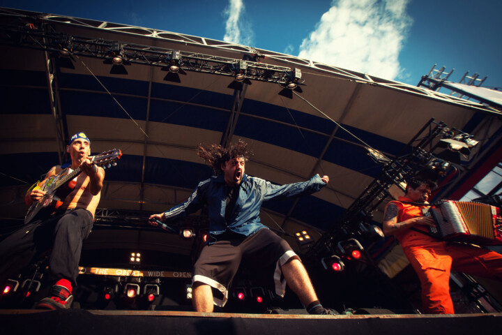 Live concertfoto Che Sudaka op ITGWO door Juri Hiensch