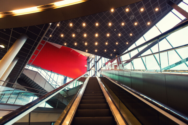 Architectuurfoto Naar plein 6 TivoliVredenburg door fotograaf Juri Hiensch