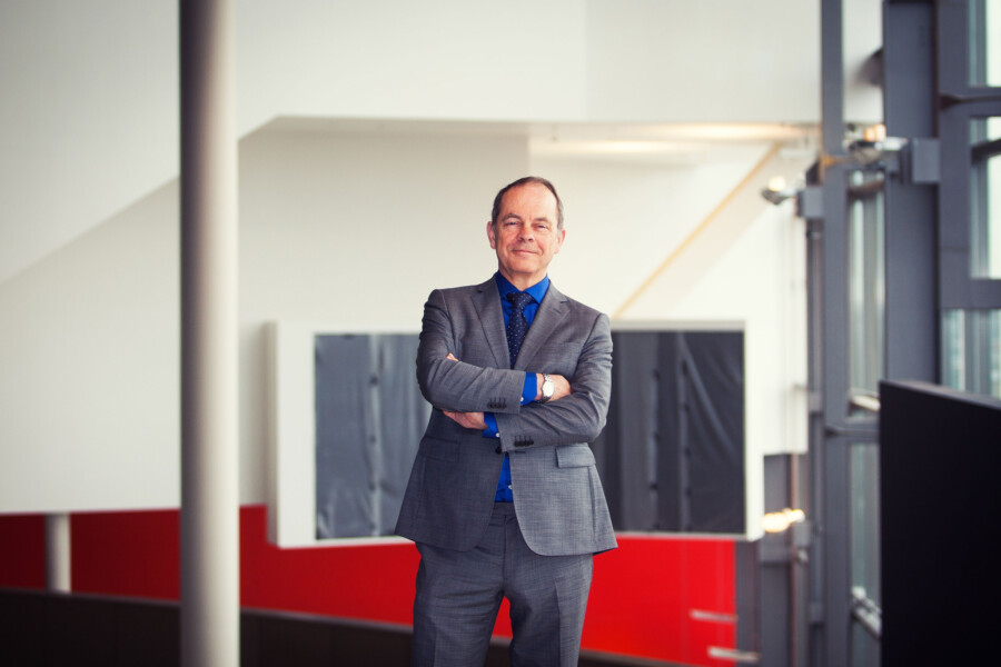 Portretfoto Frans Vreeke door Juri Hiensch