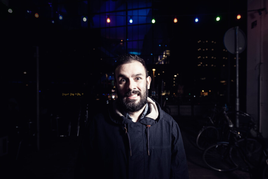 Portretfoto Larry Gus door Juri Hiensch