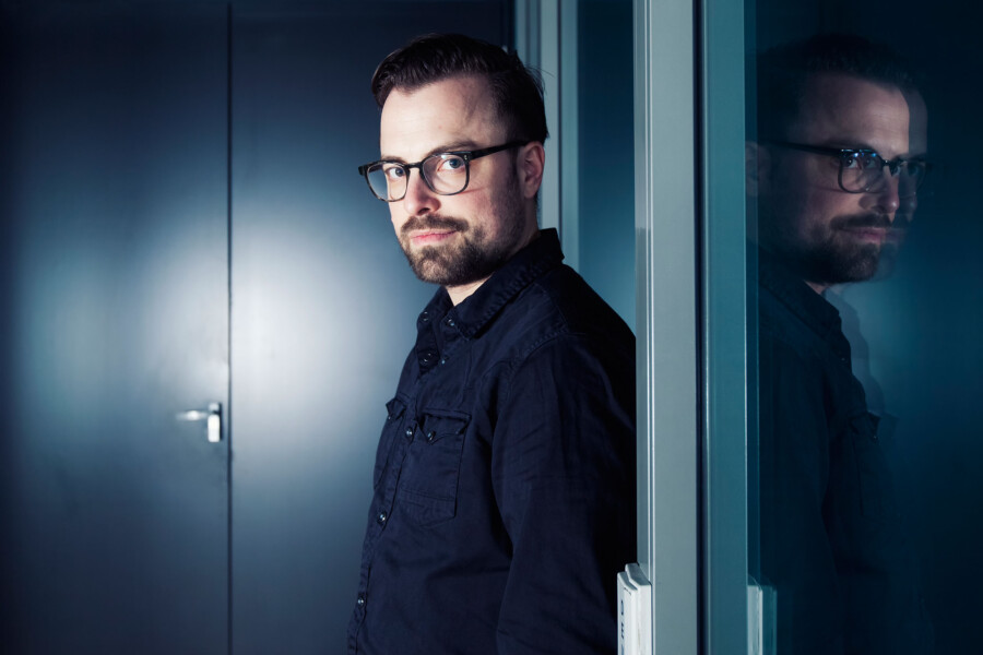 Portretfoto Gideon van Gelder door Juri Hiensch