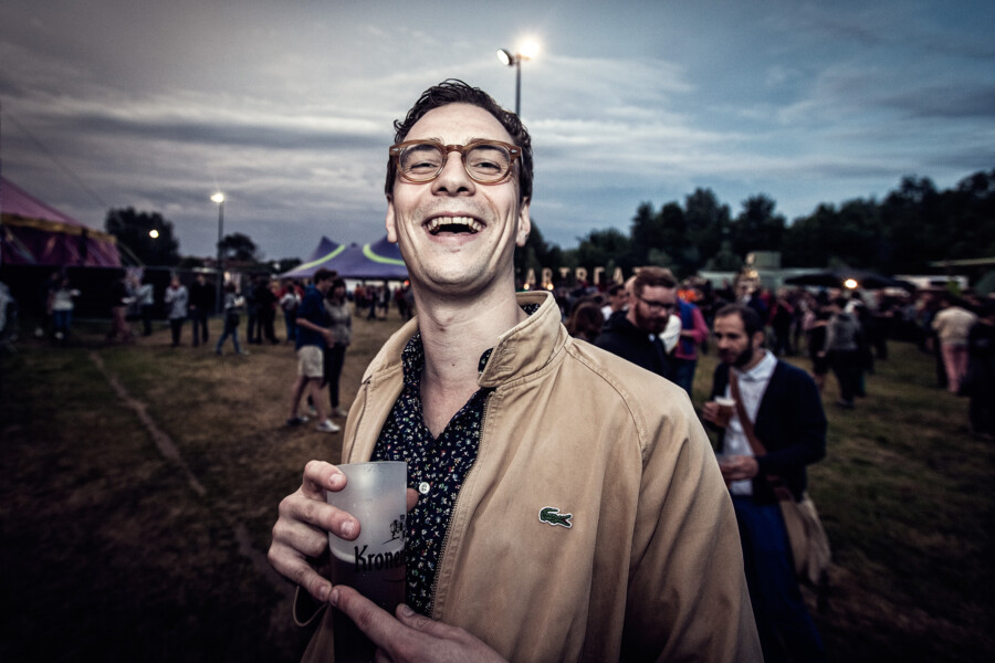 Foto festivalbezoeker door Juri Hiensch