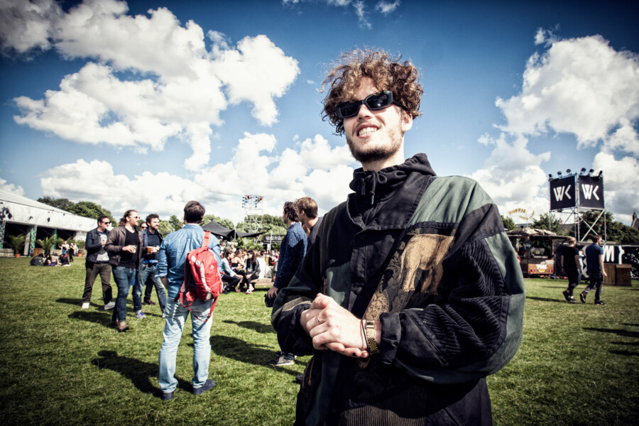 Foto festivalbezoeker door Juri Hiensch
