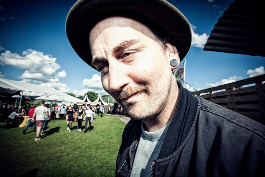 Foto festivalbezoeker door Juri Hiensch