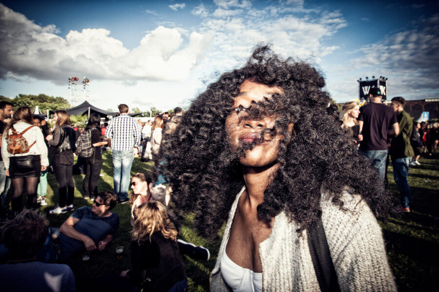 Foto festivalbezoeker door Juri Hiensch