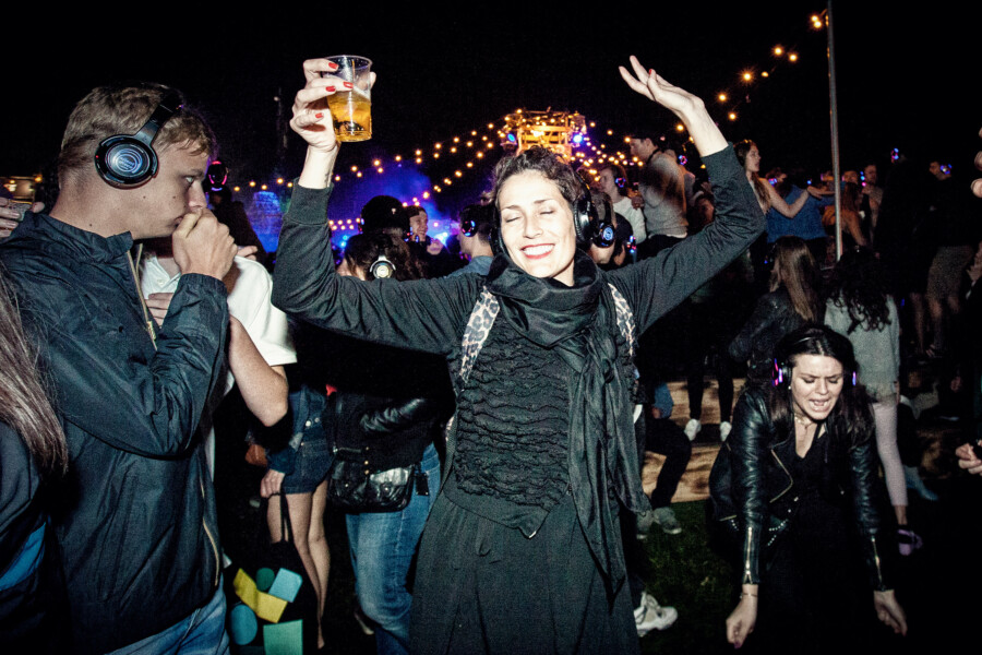 Foto festivalbezoeker door Juri Hiensch