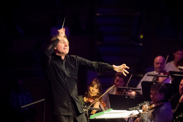 Live concertfoto Vasily Petrenko door Juri Hiensch