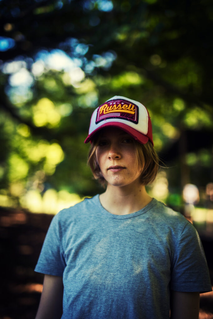 Portretfoto Marieke Lucas Rijneveld op Wonderfeeldoor Juri Hiensch
