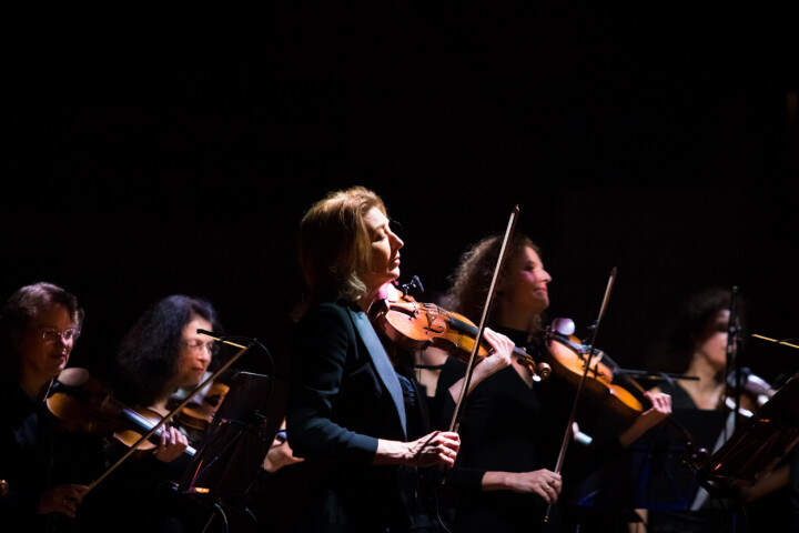 Live concertfoto Amsterdam Sinfonietta door Juri Hiensch