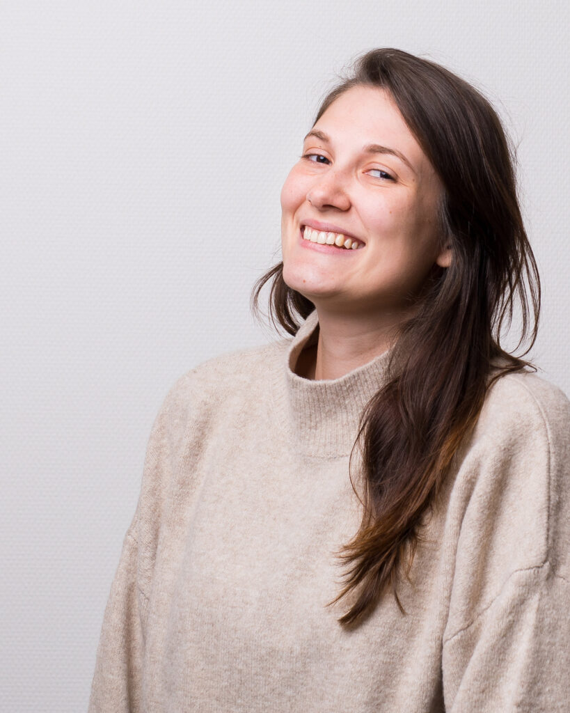 Portretfoto Luana Soro door Juri Hiensch