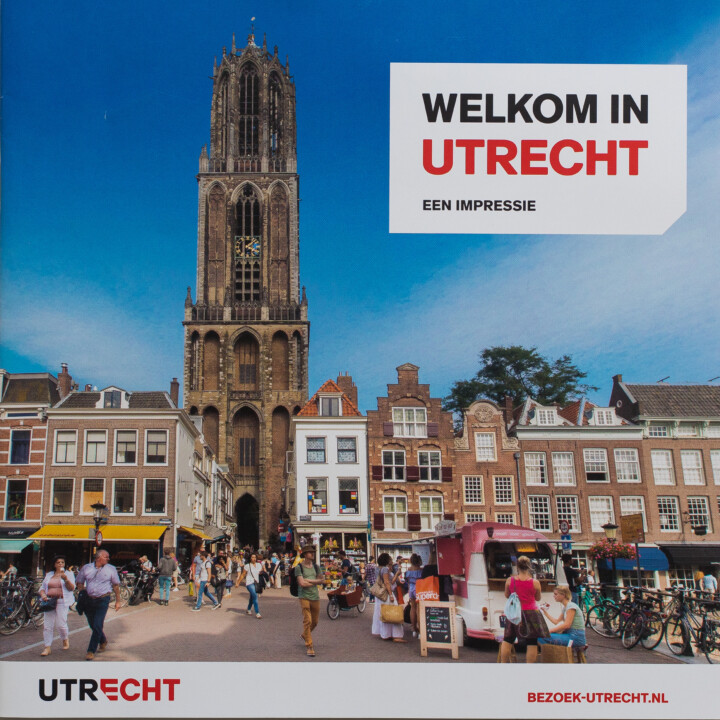 Straatfotogafie Domtoren door fotograaf Juri Hiensch
