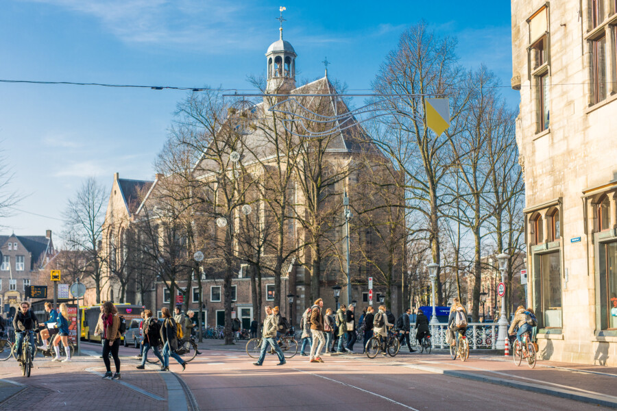Straatfotogafie Janskerk Utrecht door fotograaf Juri Hiensch