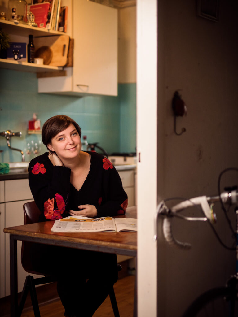 Portretfoto Ursel - Knus door Juri Hiensch
