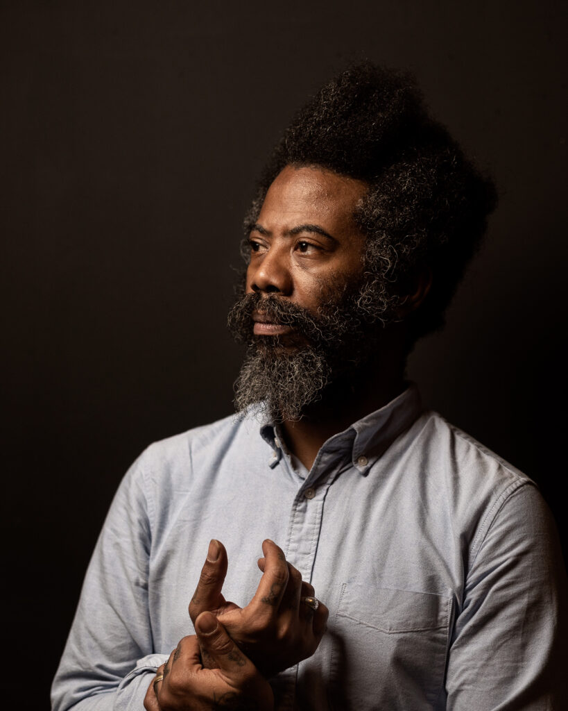 Portretfoto Robert Aiki Aubrey Lowe op Le Guess Who? door Juri Hiensch