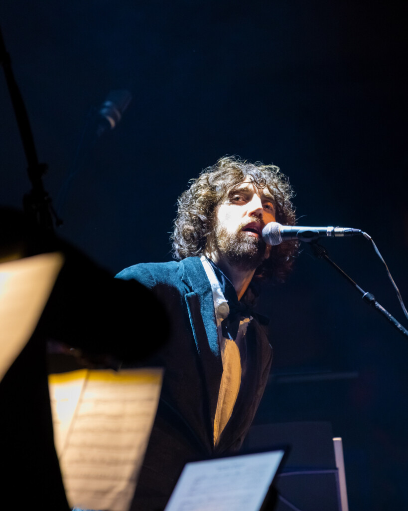 Live concertfoto Jonathan Jeremiah door Juri Hiensch
