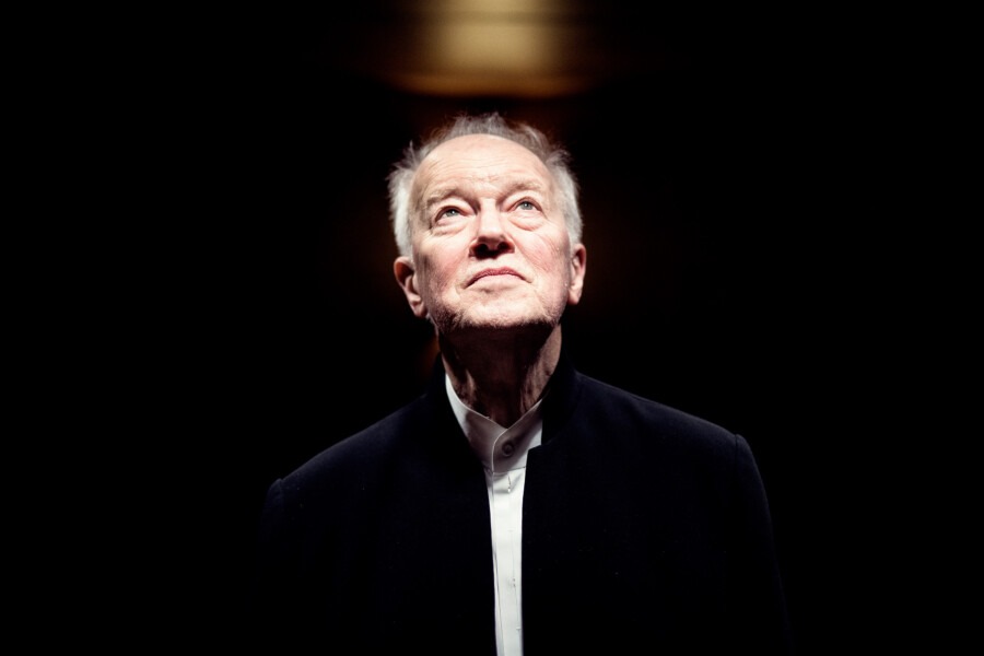 Portretfoto Edo de Waart door Juri Hiensch
