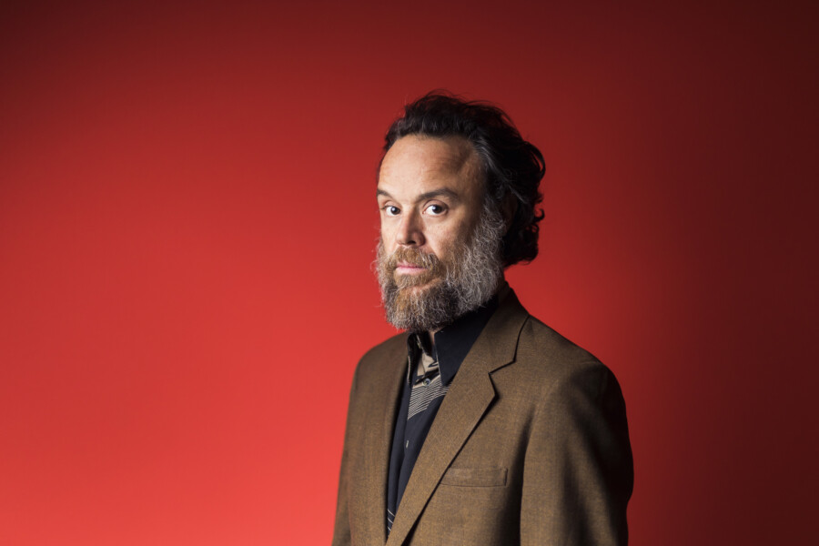 Portretfoto Rodrigo Amarantes Le Guess Who? festival door Juri Hiensch