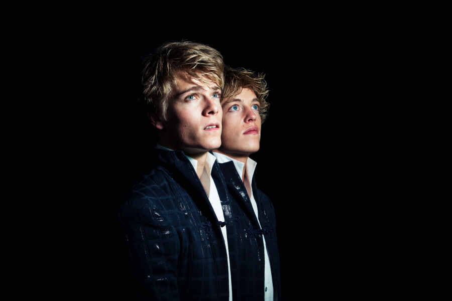 Portretfoto Lucas en Arthur Jussen door Juri Hiensch