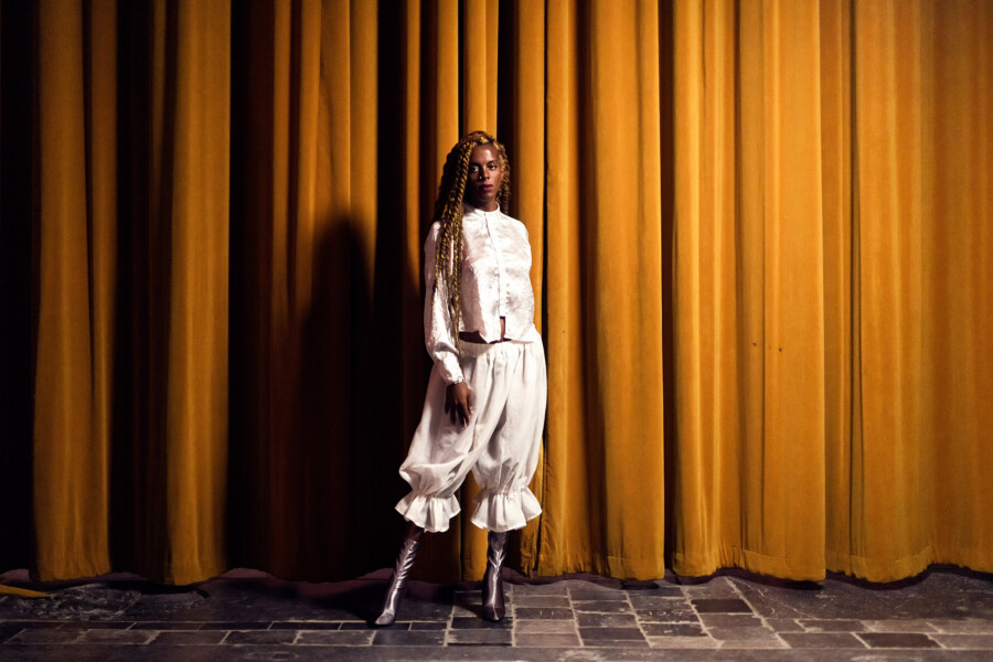 Portretfoto Juliana Huxtable Rewire festival door Juri Hiensch
