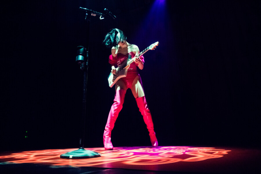 Portretfoto St. Vincent door Juri Hiensch
