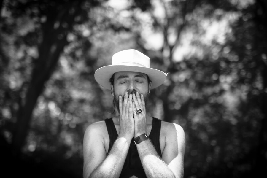 Portretfoto RY X Best Kept Secret festival door Juri Hiensch