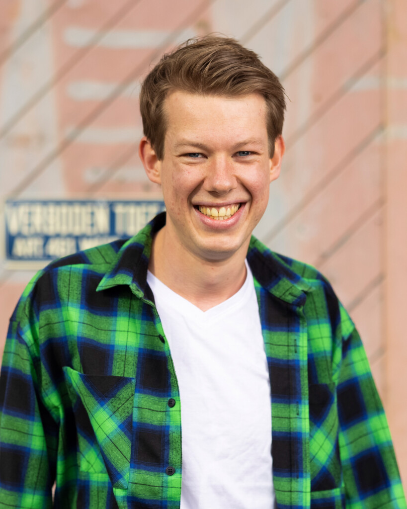 Portretfoto Koen van Rossum door Juri Hiensch