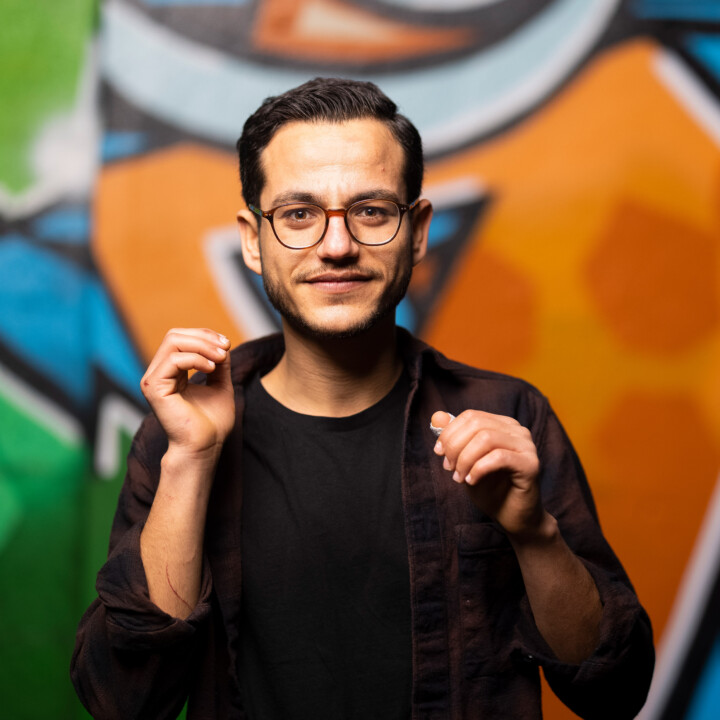 Portretfoto Abdelilah Alhamoud door Juri Hiensch