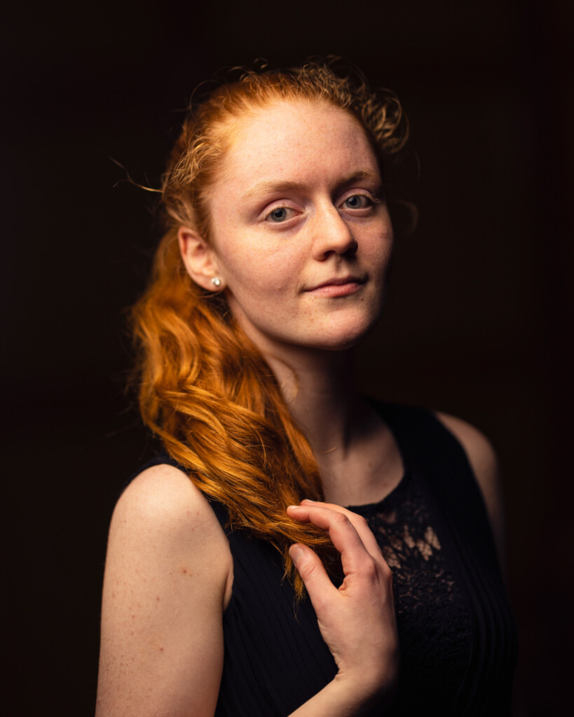 Portretfoto Edith Cnockaert door Juri Hiensch