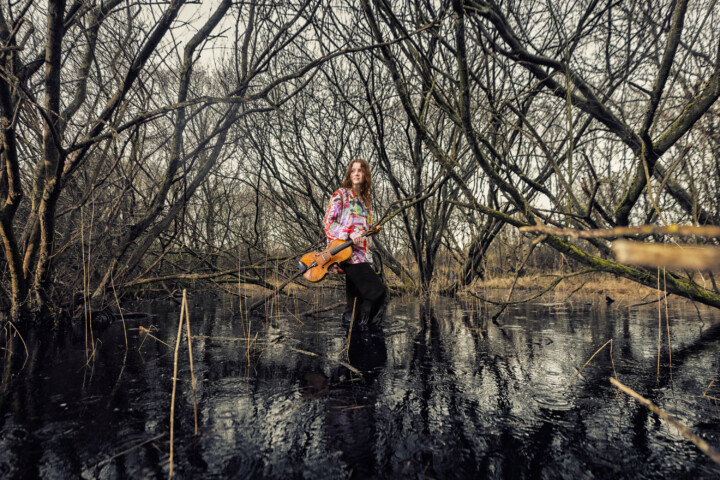 Portretfoto Connie Pharoah door Juri Hiensch