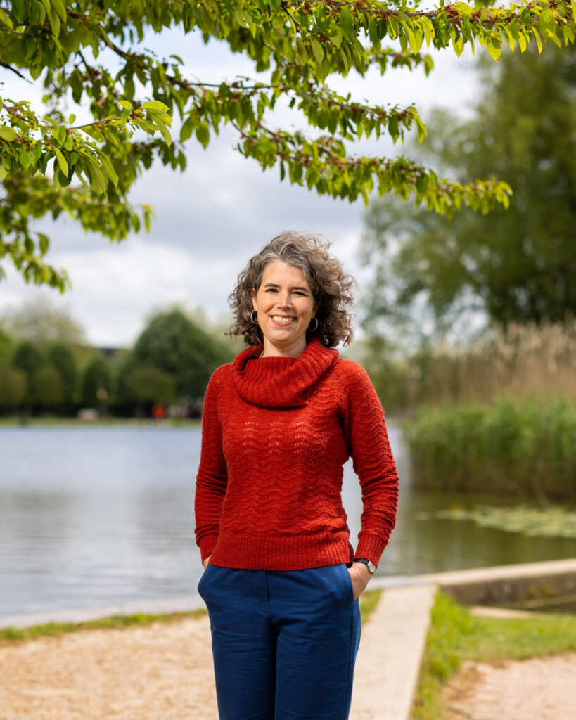 Foto van Anna Domingo voor de recruitment campagne van de gemeente Utrecht door Juri Hiensch