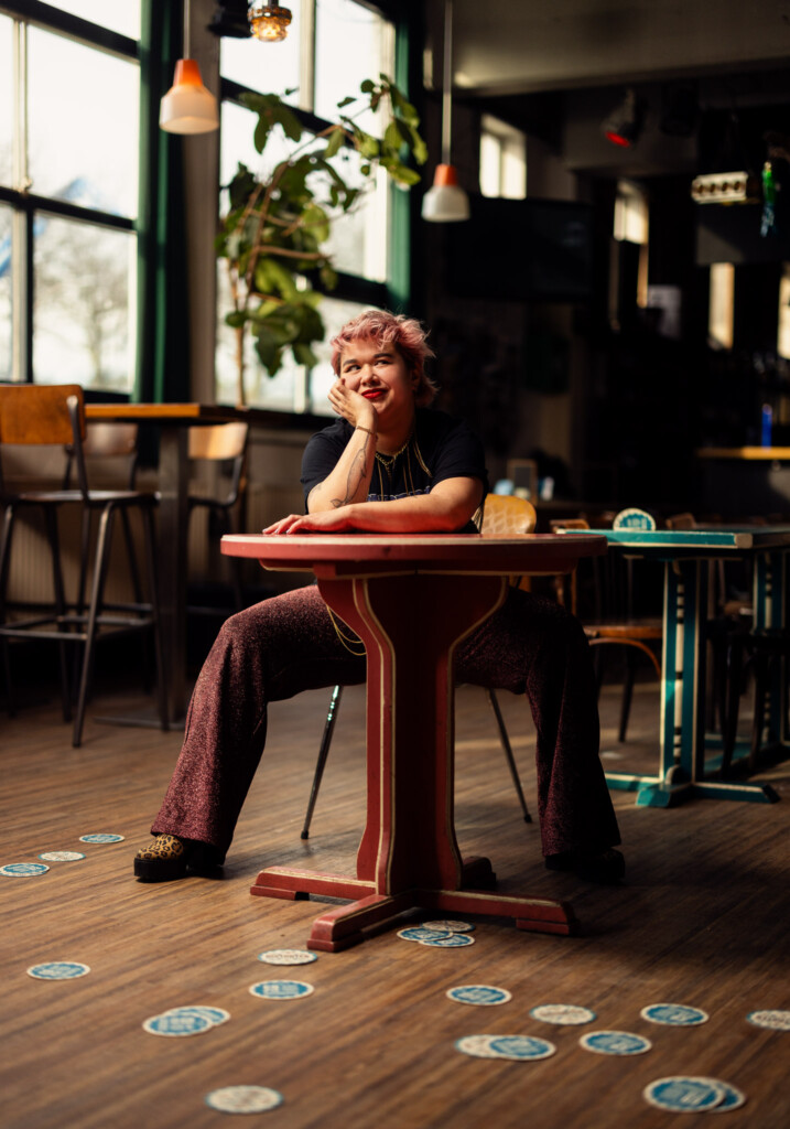 Portretfoto Lucinda Zoutendijk door Juri Hiensch