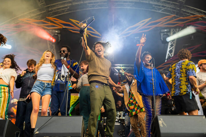 Live concertfoto Y-Bayani & Baby Naa op Wilde Weide door Juri Hiensch