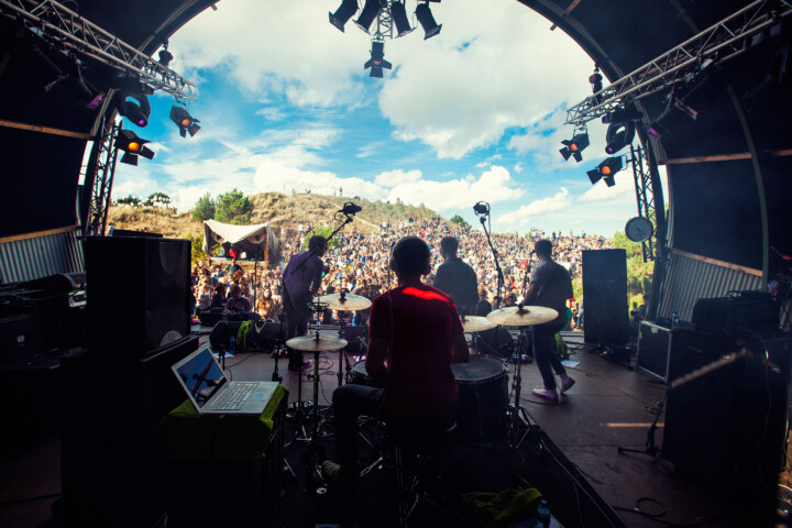 Live concertfoto Cayucas op ITGWO door Juri Hiensch