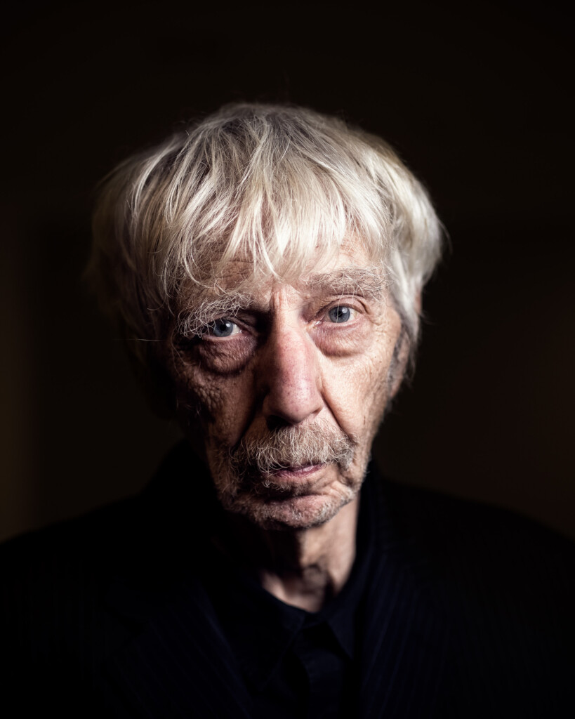 Portretfoto Reinbert de Leeuw door Juri Hiensch