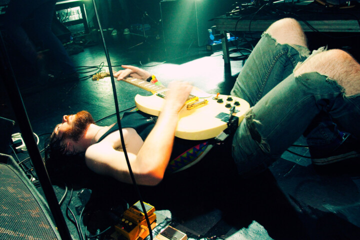 Live concertfoto Pulled Apart By Horses door Juri Hiensch